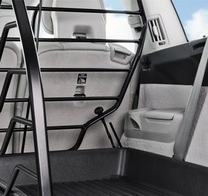 Podłużna stalowa krata bagażnika Volvo XC90 II - obrazek 2