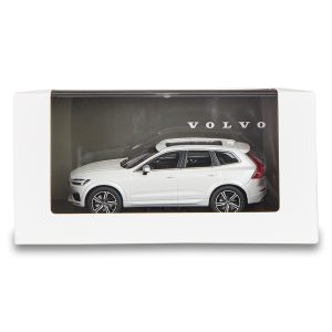 Samochód Volvo XC60 Crystal White 1:43 - obrazek 2