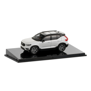Samochód Volvo XC40 Crystal White 1:43 - obrazek 3